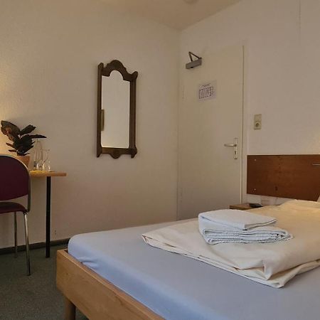Hotel Lamm Stuttgart Oda fotoğraf