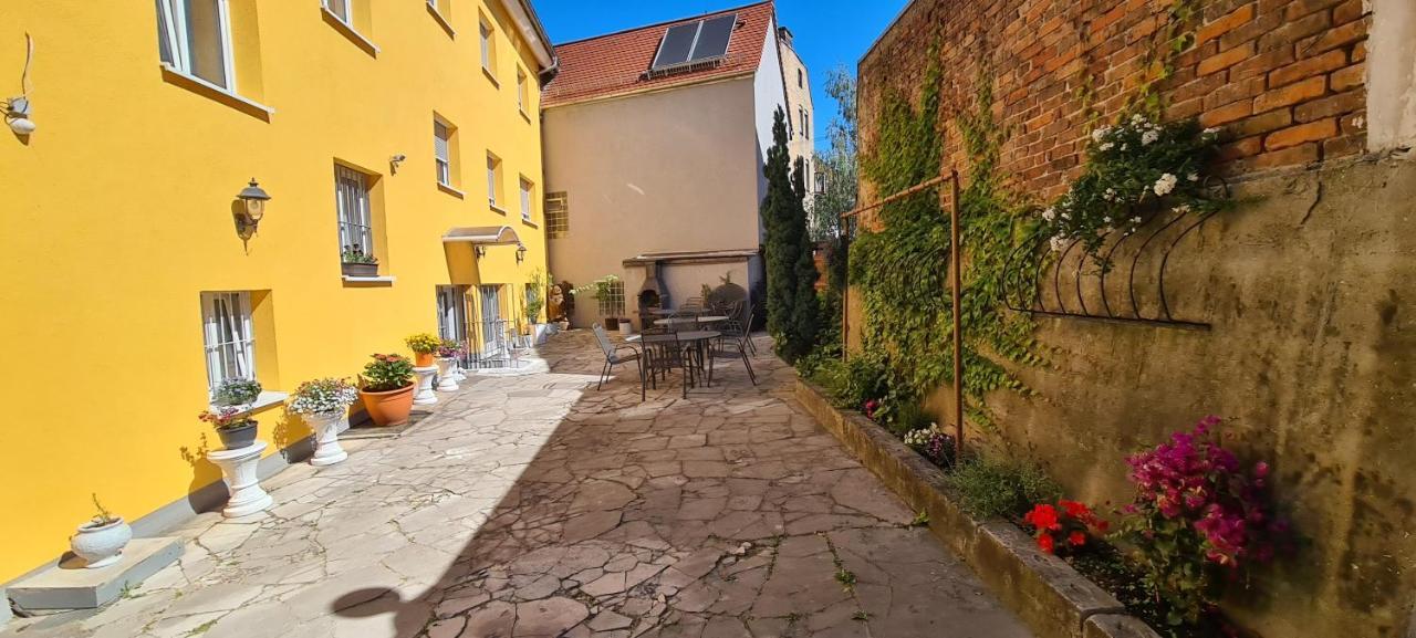 Hotel Lamm Stuttgart Dış mekan fotoğraf