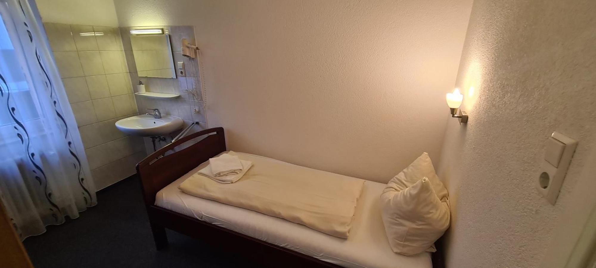 Hotel Lamm Stuttgart Oda fotoğraf